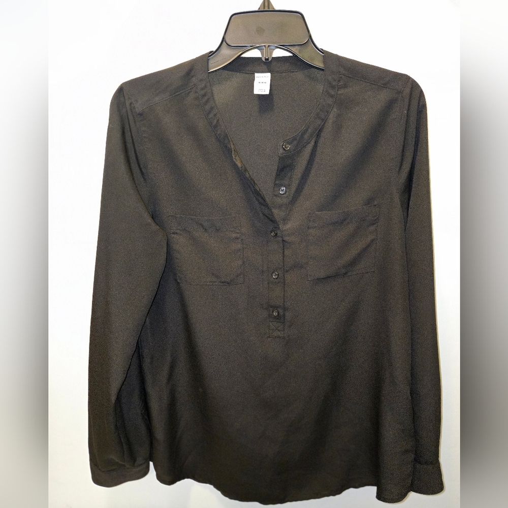 Old Navy Classic Black Shirt